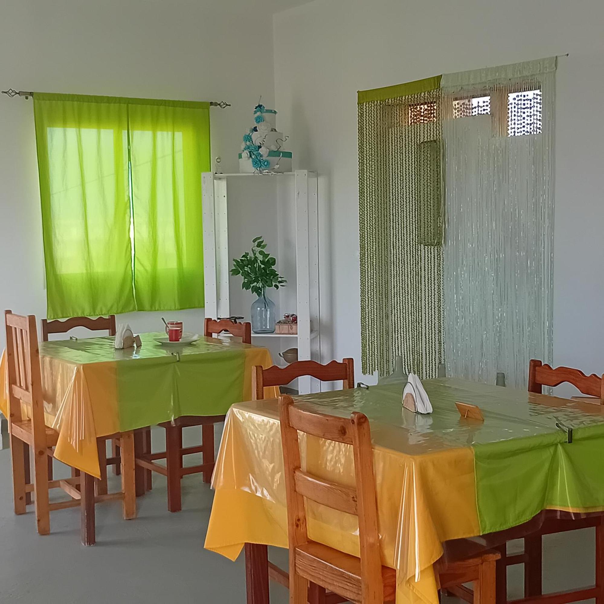 Residencial Rosa Criola Bed & Breakfast Sal Rei Exterior foto